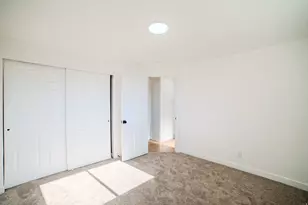 87 W 8710 S, Sandy, UT 84070 - Photo 14