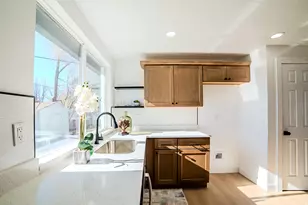 87 W 8710 S, Sandy, UT 84070 - Photo 8