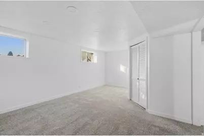 2100 W Theckston Rd, Taylorsville, UT 84129 - Photo 22