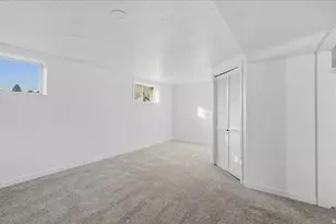 2100 W Theckston Rd, Taylorsville, UT 84129 - Photo 22