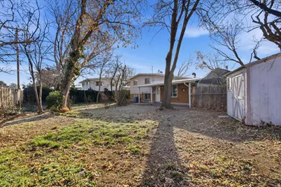 2100 W Theckston Rd, Taylorsville, UT 84129 - Photo 26