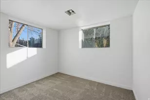 2100 W Theckston Rd, Taylorsville, UT 84129 - Photo 20