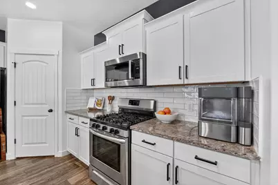 512 S Pegasus Way, Saratoga Springs, UT 84045 - Photo 12