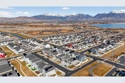 512 S Pegasus Way, Saratoga Springs, UT 84045 - Photo 44