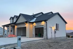 413 S 1150 E, Smithfield, UT 84335 - Photo 2