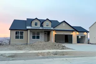 413 S 1150 E, Smithfield, UT 84335 - Photo 2