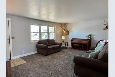 235 S 200 E, Fillmore, UT 84631 - Photo 2