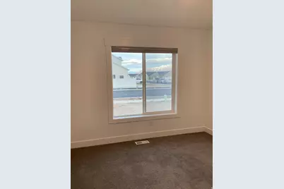 352 S Amber Field Dr, Grantsville, UT 84029 - Photo 14