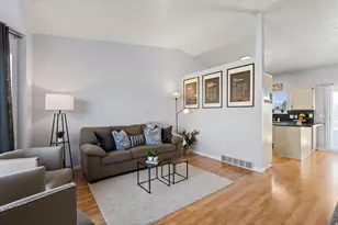 864 E 625 St S, Layton, UT 84041 - Photo 4