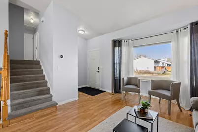 864 E 625 St S, Layton, UT 84041 - Photo 2