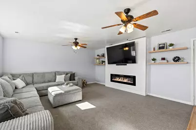 864 E 625 St S, Layton, UT 84041 - Photo 18