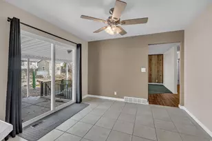 5949 Sandusky Cir S, Murray, UT 84123 - Photo 10