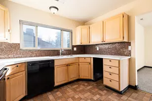 1167 E Brickyard Rd, Salt Lake City, UT 84106 - Photo 16