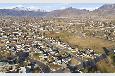 1016 N 250 W, American Fork, UT 84003 - Photo 28