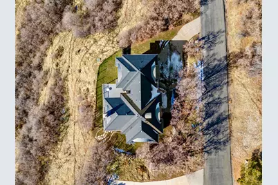 2921 E Melanie Ln S, Ogden, UT 84403 - Photo 32