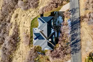 2921 E Melanie Ln S, Ogden, UT 84403 - Photo 32