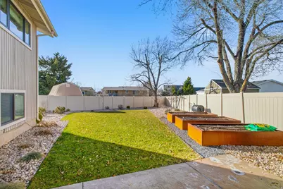 9106 S Mallard Cir E, Sandy, UT 84093 - Photo 12