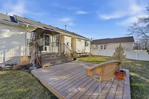 1573 W Erickson Park Dr S, West Jordan, UT 84084 - Photo 22