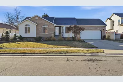 1573 W Erickson Park Dr S, West Jordan, UT 84084 - Photo 26