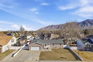 796 Lakeview Dr W, Stansbury Park, UT 84074 - Photo 2