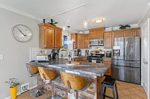 11270 S Farnsworth Ln, Sandy, UT 84070 - Photo 14