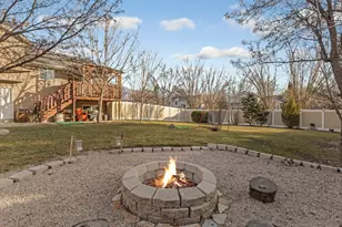 11270 S Farnsworth Ln, Sandy, UT 84070 - Photo 6