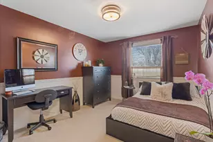 11270 S Farnsworth Ln, Sandy, UT 84070 - Photo 10