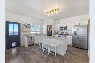 1012 W Osprey Dr, Stansbury Park, UT 84074 - Photo 6