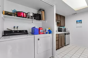 5974 S Sultan Cir E, Murray, UT 84107 - Photo 8