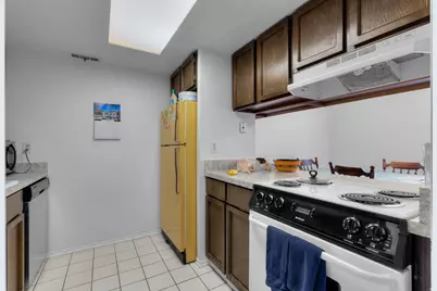 5974 S Sultan Cir E, Murray, UT 84107 - Photo 4