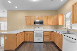 5203 W Swift Water Way, West Jordan, UT 84081 - Photo 10