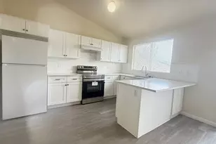 6189 S Dewdrops Dr W, Kearns, UT 84118 - Photo 4