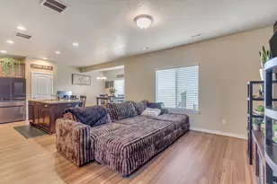 11821 S Rushmore Park Ln, Herriman, UT 84096 - Photo 8