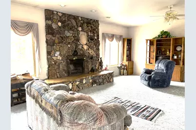 1025 S 200 E, Blanding, UT 84511 - Photo 12