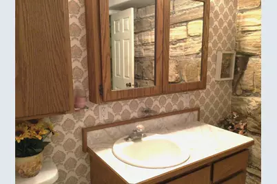 1025 S 200 E, Blanding, UT 84511 - Photo 34