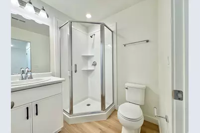 1650 N Main St, Layton, UT 84041 - Photo 16