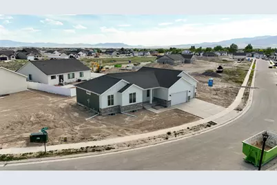 2406 E Morning Glory Way #428, Eagle Mountain, UT 84005 - Photo 6