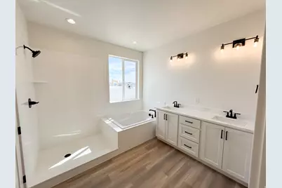 2406 E Morning Glory Way #428, Eagle Mountain, UT 84005 - Photo 22