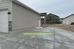 2406 E Morning Glory Way, Eagle Mountain, UT 84005 - Photo 2