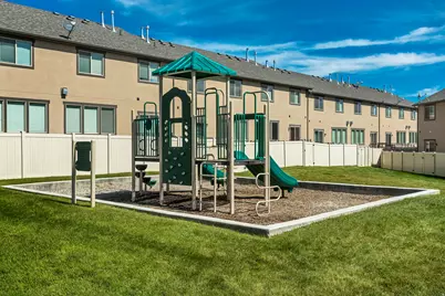 1237 N Silvercrest Dr, Saratoga Springs, UT 84045 - Photo 32