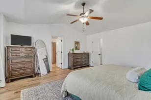 1237 N Silvercrest Dr, Saratoga Springs, UT 84045 - Photo 12