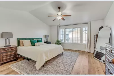 1237 N Silvercrest Dr, Saratoga Springs, UT 84045 - Photo 10