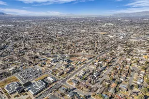 7462 S 2300 E, Cottonwood Heights, UT 84121 - Photo 36