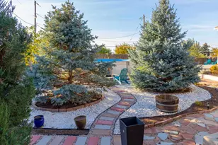 7462 S 2300 E, Cottonwood Heights, UT 84121 - Photo 46