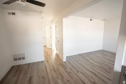 7143 S 2700 W #13, West Jordan, UT 84084 - Photo 4