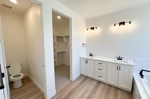 2403 E Sunflower Dr, Eagle Mountain, UT 84005 - Photo 18