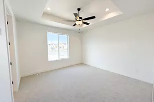 2403 E Sunflower Dr, Eagle Mountain, UT 84005 - Photo 16