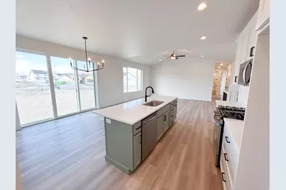 2403 E Sunflower Dr #449, Eagle Mountain, UT 84005 - Photo 14