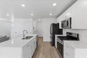 1034 E Jack Dr, Saratoga Springs, UT 84045 - Photo 10