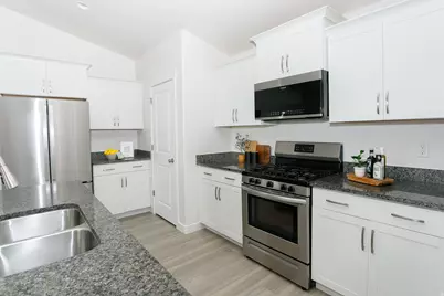 8214 N Lakeshore Dr, Lake Point, UT 84074 - Photo 6